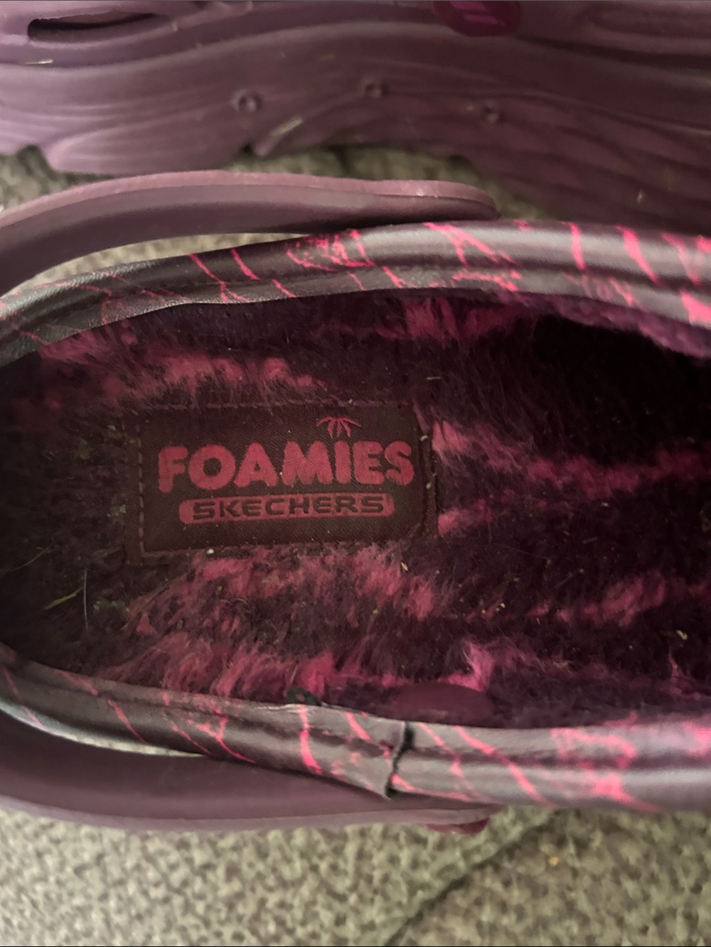 Skechers Plum Foam Slip-On Clogs with Plush Lining - Picture 3 of 7